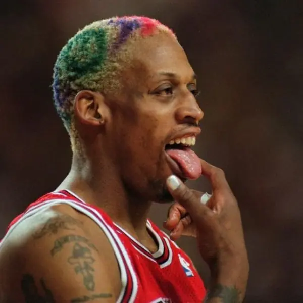 忍不住的「蟲」動！前女友爆料曾與 Rodman 休息日在球館瘋狂「啪啪啪」，球迷：修但幾勒
