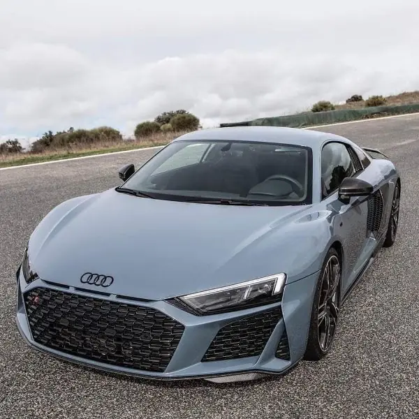 史上最成功「置入性行銷」！Audi 透露當初讓「鋼鐵人」在電影駕駛超跑 R8 的最大主因