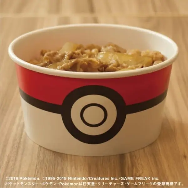 想用寶貝球吃丼飯嗎？日本吉野家「寶可夢套餐」強勢回歸，點餐就送你超萌寶可夢公仔免費帶回家～