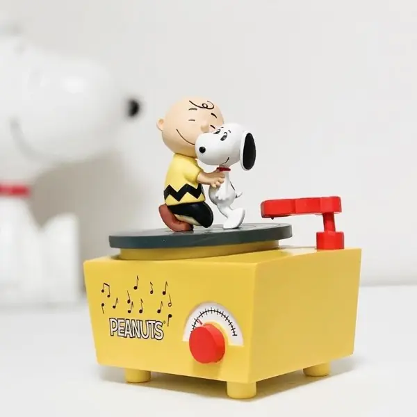 史努比控要瘋了！韓國 LOTTERIA 推出超療癒的史努比音樂盒，一上市立刻引發妹子們瘋搶！