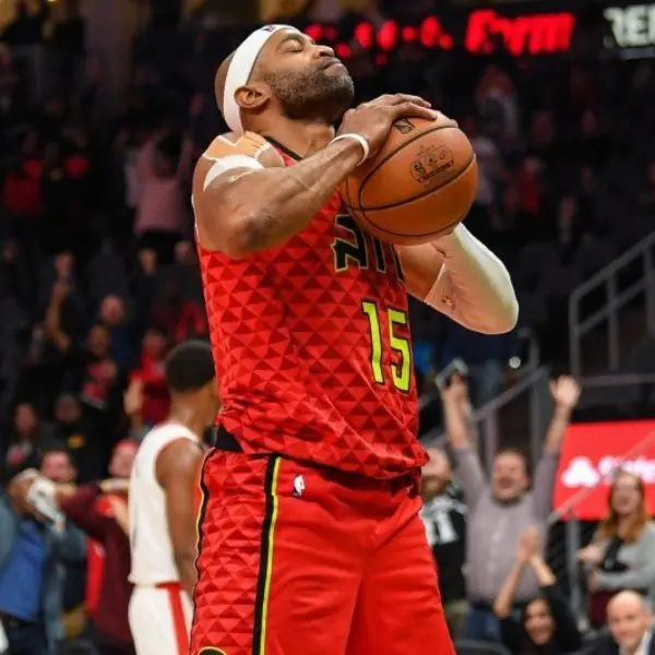 飛人 Vince Carter 確定正式退役，22 年傳奇生涯落幕！