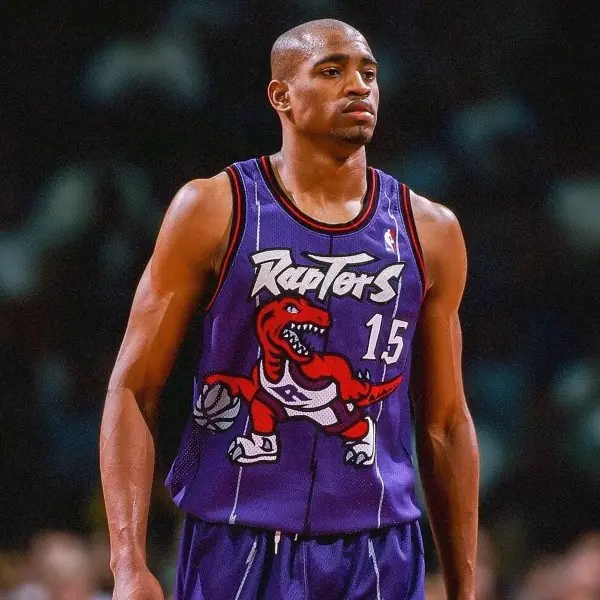 暴龍 Vince Carter 新秀賽季場均 18 分、6 年 4 奪全明星票王！