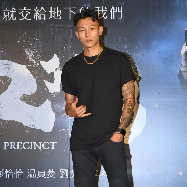 10 家「超過 20 款素 Tee」推薦，還不快放入你的購物清單內～