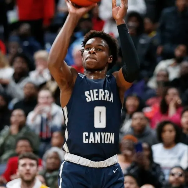 詹皇大兒子 Bronny James 全美排名出爐，球迷：這樣真的能打進 NBA 嗎？