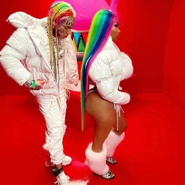 妮姬米娜宣布與 6ix9ine 合作新歌〈Trolls〉，收益拿去做慈善公益！