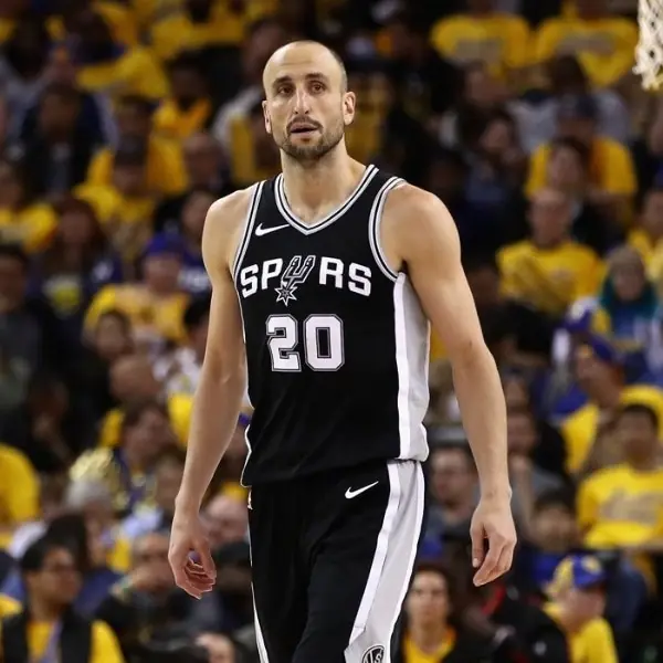 Manu Ginobili 女粉拔智齒哭喊「為何 Manu 要禿頭還要退休？」本人親自上線神回覆～