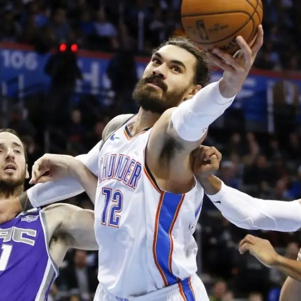 NBA 水行俠 teven Adams 停賽期間都怎麼鍛鍊？跟紐西蘭跟乳牛練卡位？