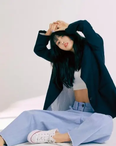 TWICE MOMO 「女神同款」球鞋，妳想知道的我們幫你神出來！