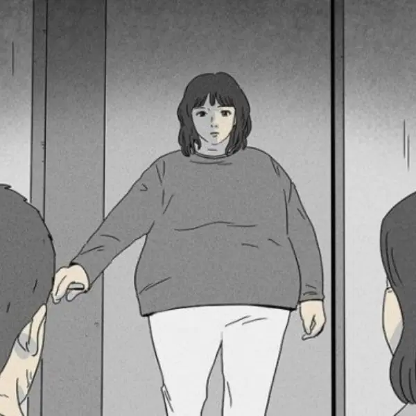 恐怖漫畫《整容液》被改編成韓國電影，神奇水讓醜女的臉全部重新塑形！