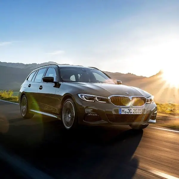 免費爽開 BMW、保時捷！入住「這 8 家飯店」就送名車試乘！