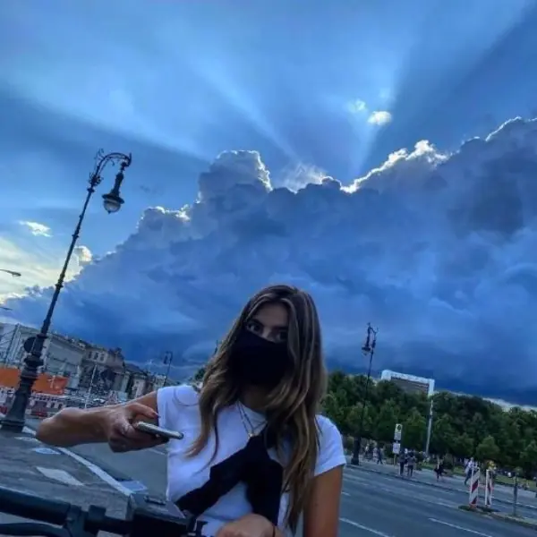 漫威小鮮肉死會了！湯姆荷蘭首度在 IG 放出正宮女友照片，蜘蛛人將戀情官方化！