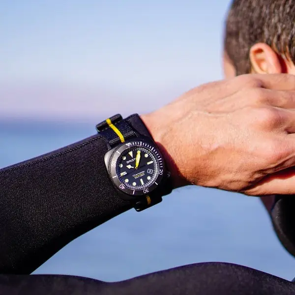 跟 DIVER PRO 帶著 BRISTON Clubmaster Diver Pro 「潛水者系列」 一起保護大海吧！
