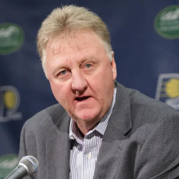 美國發現 Larry Bird「人臉番茄」引發轟動，網友：這是本人吧？
