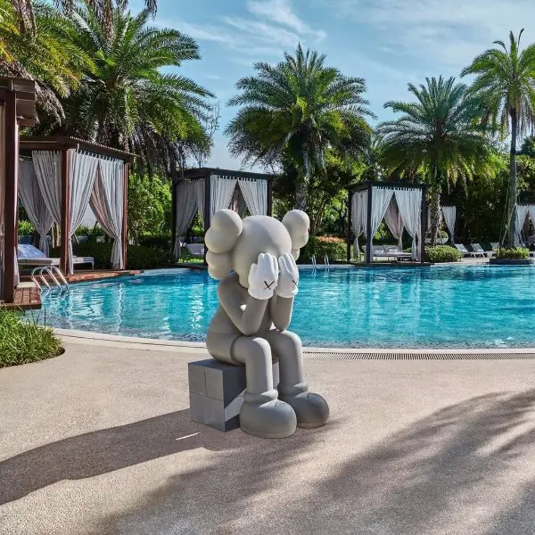 KAWS 收藏家集體暴動！中誠秋拍在台灣大玩渡假風，帶你來一場超 Chill 的潮流藝術之旅！
