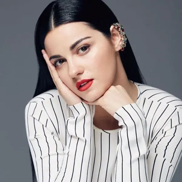 大男主 12 歲照樣辣！Netflix《暗慾》女主角「Maite Perroni」越看越美 3 關鍵～網友：莫名被吸走⋯