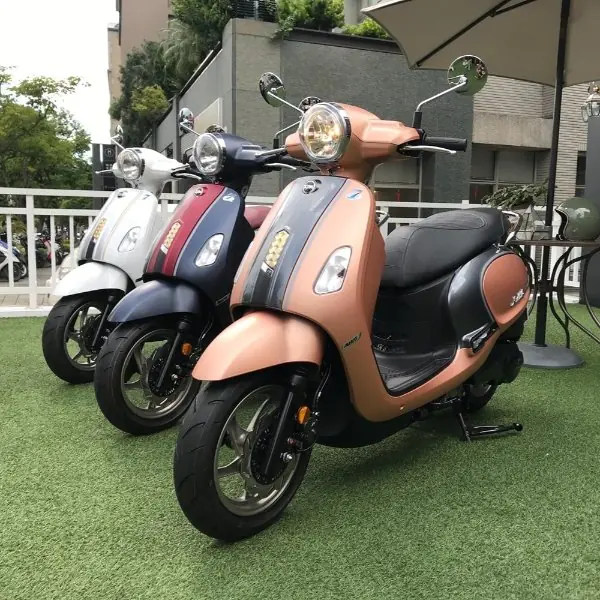 【老 J 推車】美感、安全性都兼具！全新 SYM Fiddle 125 到底值不值得買？4 大亮點一次看！