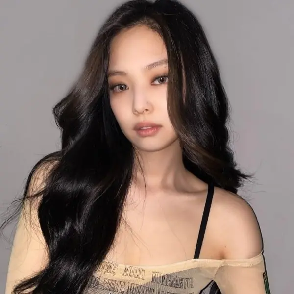第一名又是她！韓國女團「個人品牌評價」Top 3 排行出爐：不只人氣炸、穿搭也超有看頭！