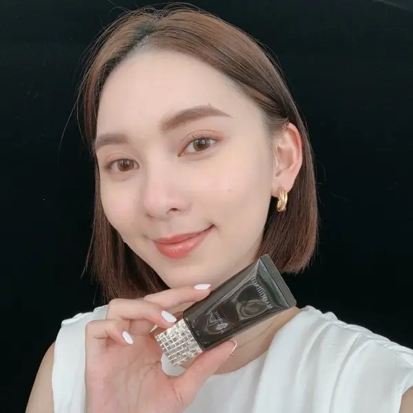 完美遮瑕 vs 自然美肌？ 小孩才做選擇  優雅大人兩樣都打包