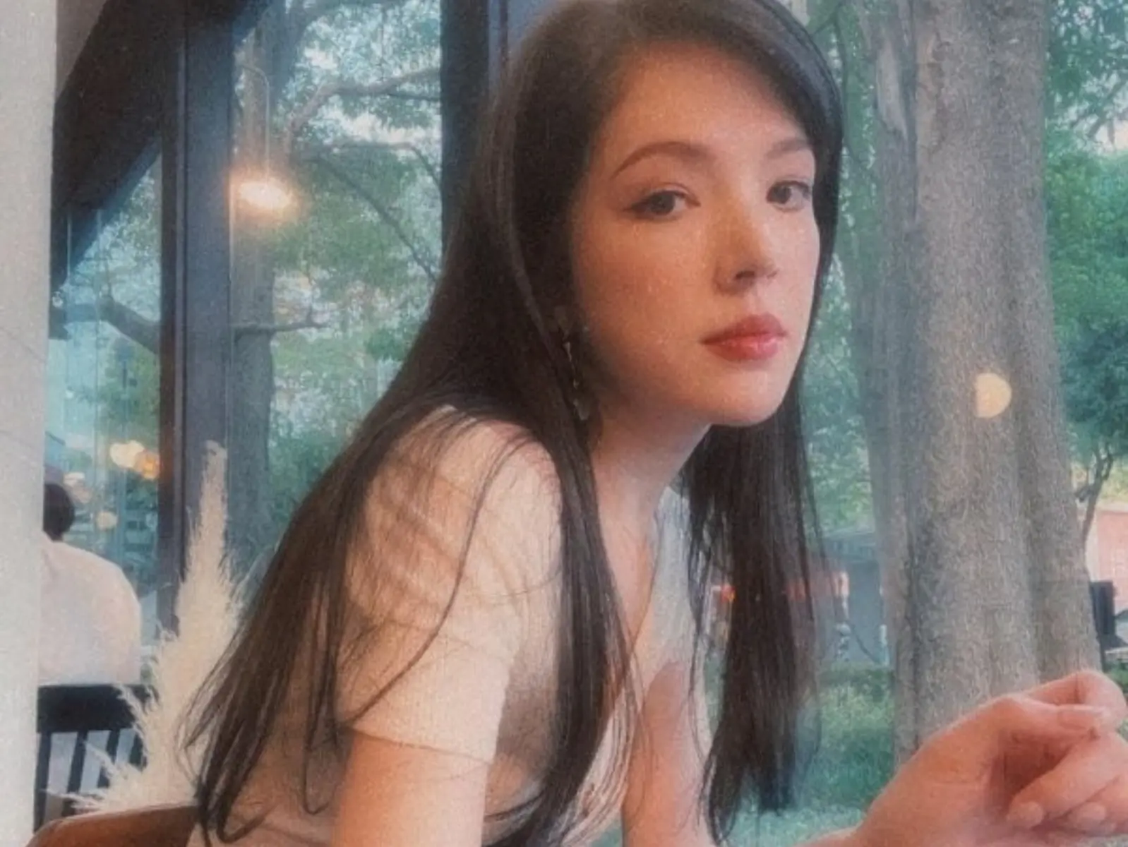 看新手人妻許瑋甯搞定婆婆心！優雅和火辣兼具，見老公媽媽的 3 大好媳婦「穿搭攻略」！