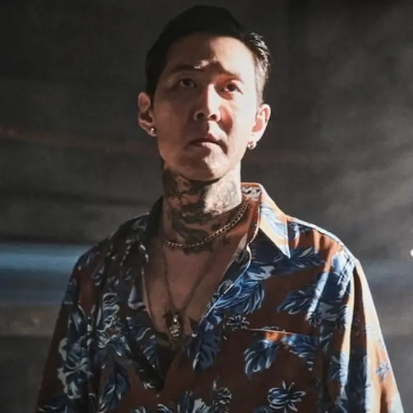 胸部比我還大！《魔鬼對決》李政宰「驚人大肌肌」原封不動 30 年～維持技巧曝光！