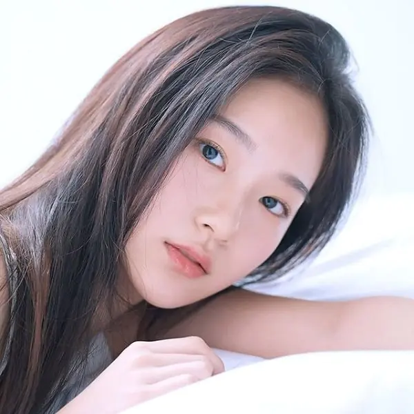 撞臉徐睿知！金秀賢「小師妹」曹承希的清甜臉爆紅：狂吸 15 萬粉、酷似多位女星⋯魅力 3 關鍵大公開！