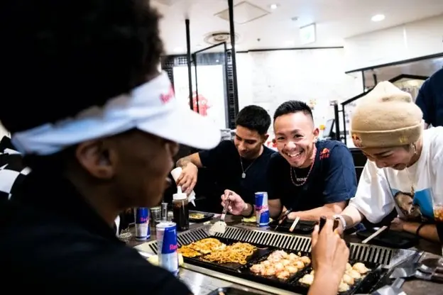 Red Bull Turn It Up! 新社交活動、派對躁起來！ 集氣歡聚能量 9/9起抽獎享聚好禮、派對組合 重拾精彩生活