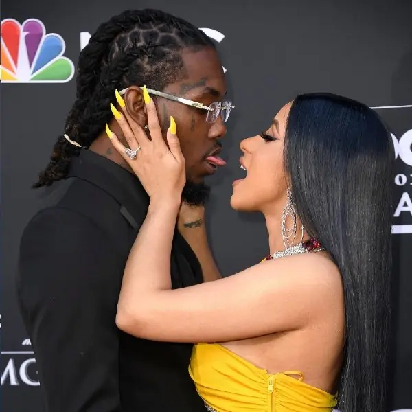 「絕無復合的可能性」！Cardi B 已提交離婚申請，將結束與 Offset 三年婚姻！