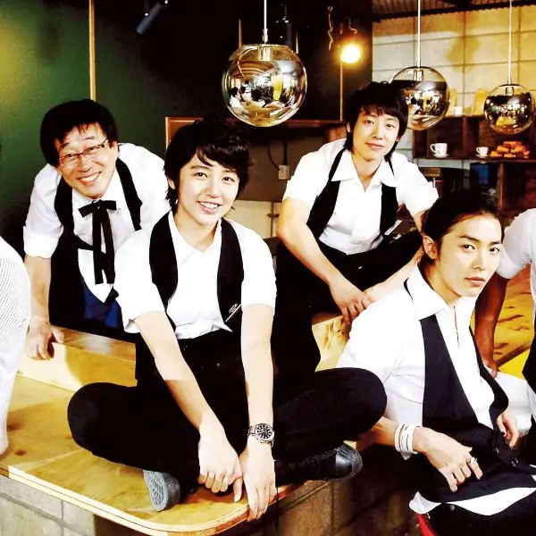 美好的青春回憶！《咖啡王子 1 號店》六大演員 13 年後團聚，粉絲驚：金材昱也太帥！
