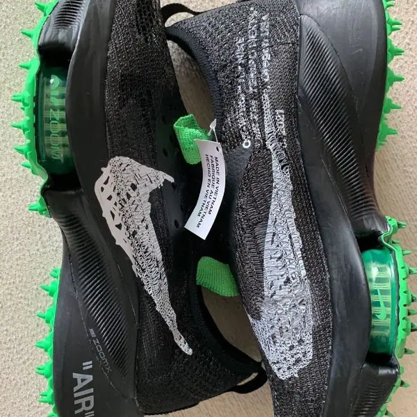 大哥你又放毒！Off white x Nike 最新聯名「旗艦跑鞋」曝光，網友：為了這雙我願意跑步跑步