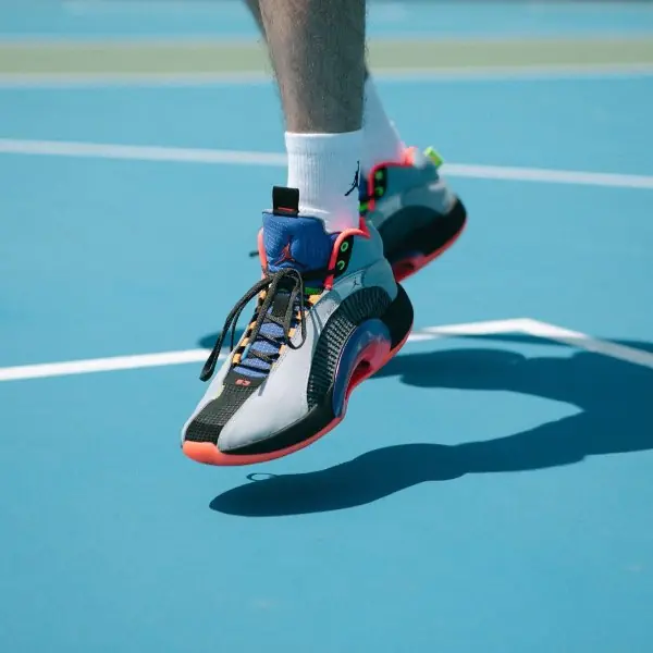 【街個鞋測 14 】越戰越強！Jordan Brand 正代 Air Jordan XXXV 最速開箱搶先看，鞋迷：讓我穿這雙帥翻全場～