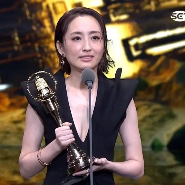 金鐘 55／《想見你》柯佳嬿拿下「戲劇節目女主角獎」全場歡呼，楊謹華再度惜敗！