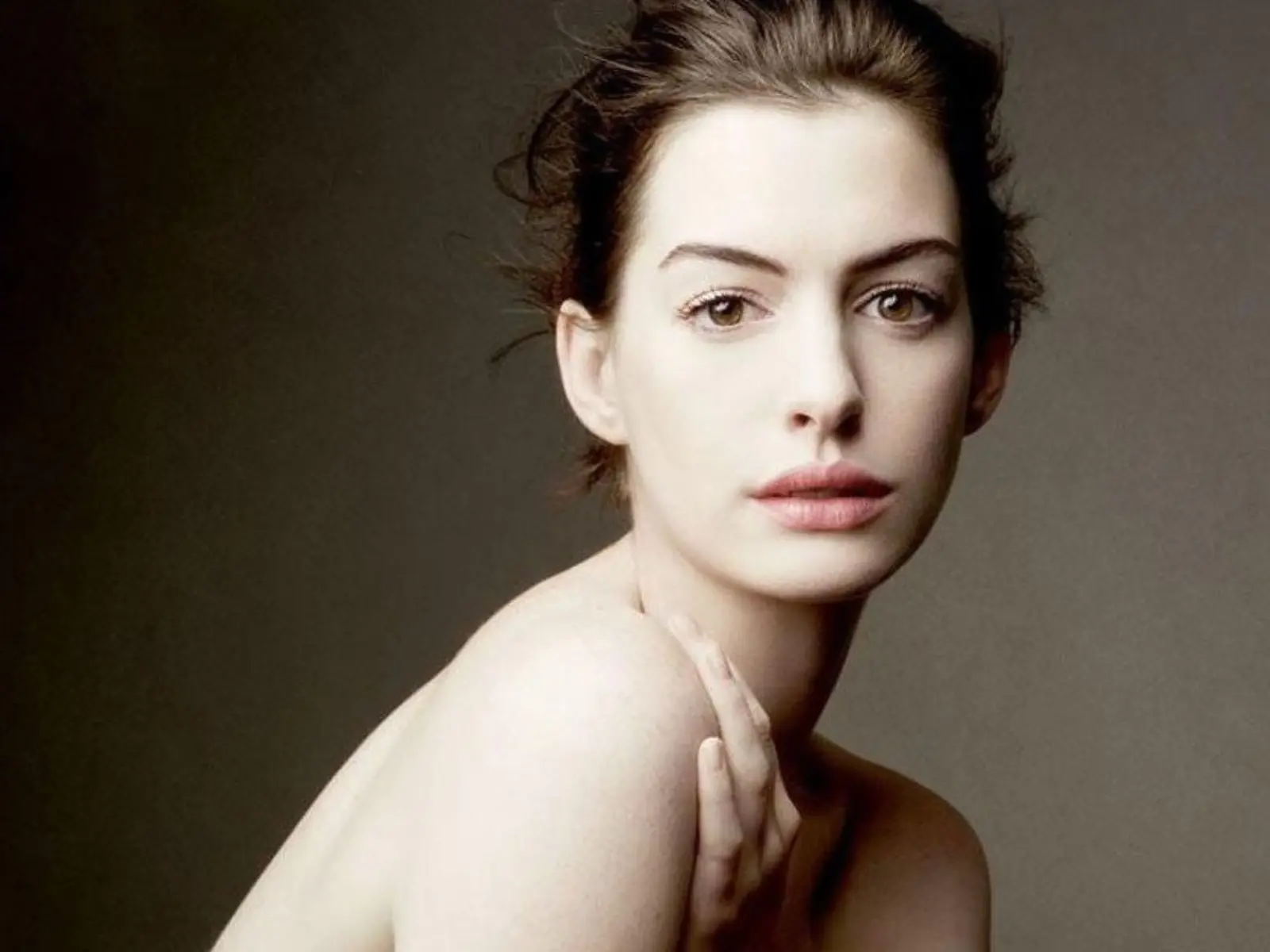 回顧安海瑟薇 Anne Hathaway 辣體變化史！4 招產後瘦身秘訣一拳公開！