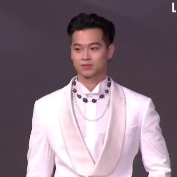 金曲 31／女粉們拖把先拿出來！ØZI、高爾宣⋯ 盤點紅毯最帥 Top 5！LEO 王榮登黑馬王子！