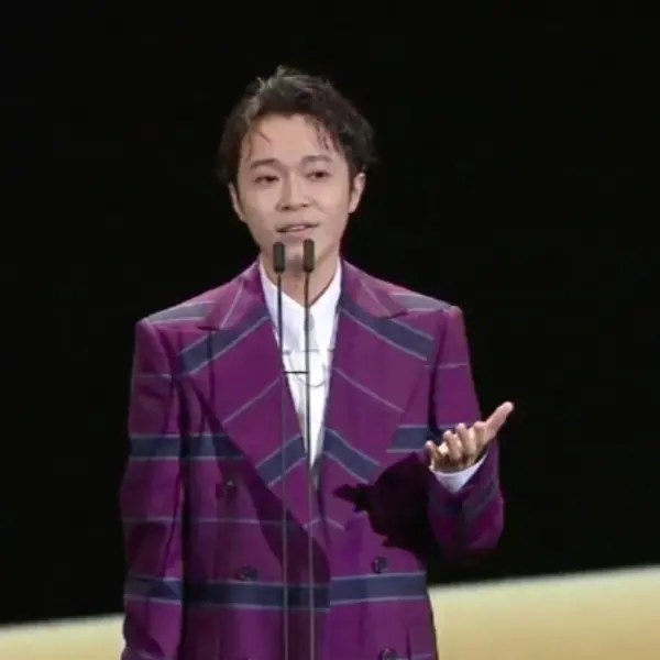 金曲 31／又哭又笑的感言！新科金曲歌王吳青峰：「謝謝我自己，沒有被打倒。」