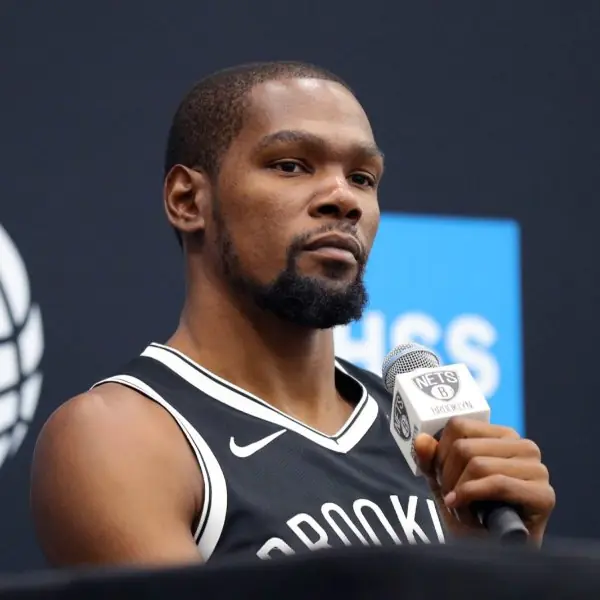 又不演了！被網友酸「尼克 > 籃網」Kevin Durant 開本尊霸氣回嗆：你最爛