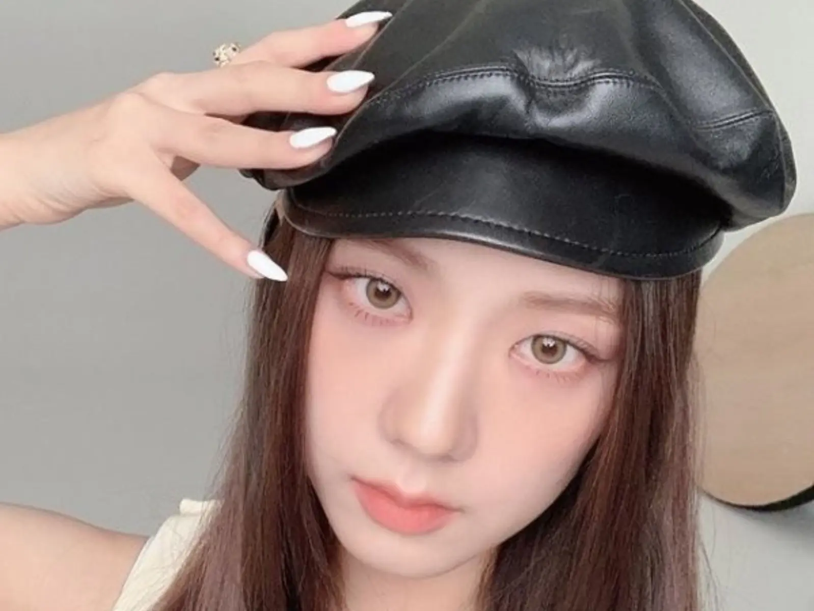 BLACKPINK Jisoo 認愛安普賢引熱議！回顧她的 3 個絕美瞬間，難怪讓人心動！