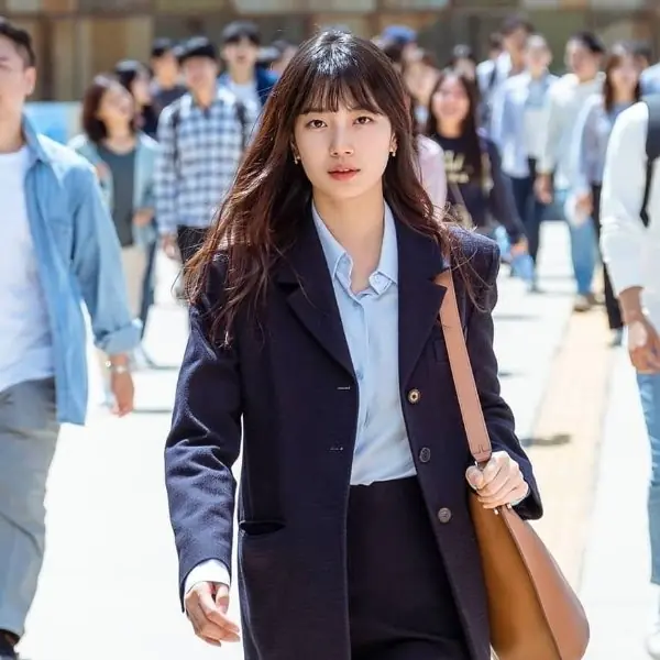 帶貨女王重出江湖！《Start-Up》「秀智同款」名牌包幫你神出來，上班氣勢不能輸！