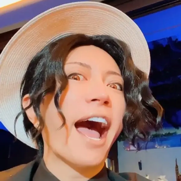 日本樂壇巨星 GACKT 完美 Cosplay《鬼滅之刃》鬼舞辻無慘，重現「給我跪下」台詞！