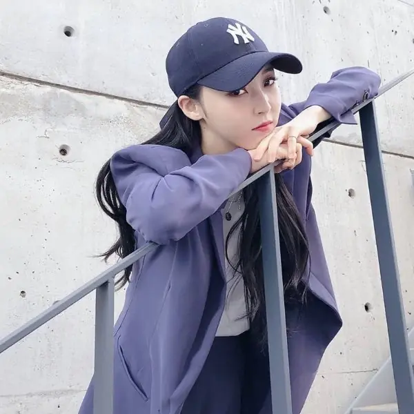 2020 年「亞太百大美女」排行榜出爐，完勝 Jisoo、Jennie 的 MAMAMOO「玟星」到底有何魅力？