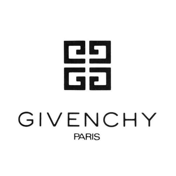 別走啊！GIVENCHY、Superdry 驚傳將「撤出台灣」，網友：以後穿不到超級乾了嗎…
