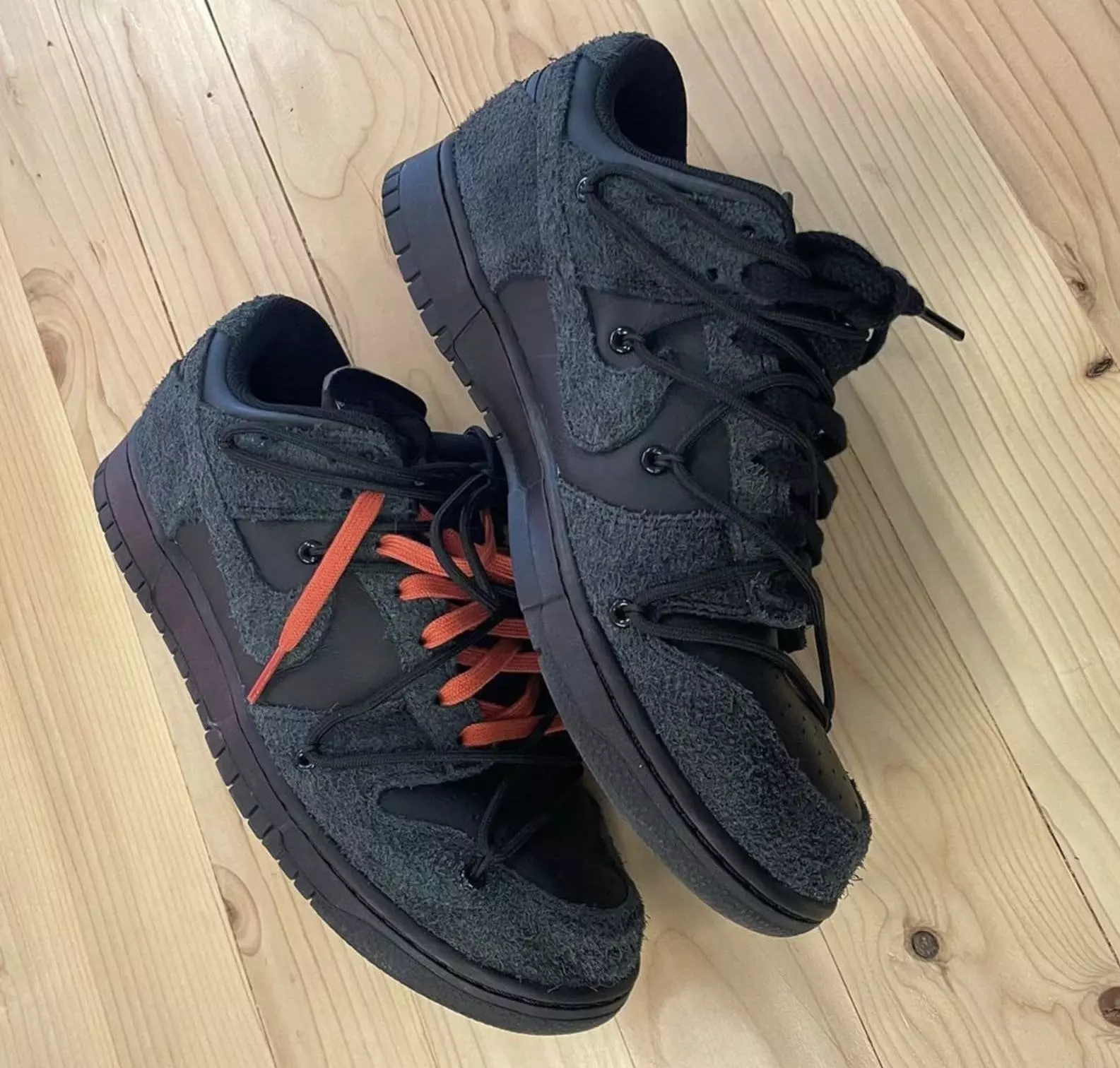 炒賣商 GG！Virgil 宣告 Off-White x Nike Dunk 系列將「海量發售」，爆款鞋平民化時代來了～