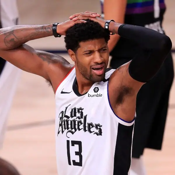 Paul George 曬新婚照自嘲「老婆先拿到戒指」死忠湖迷陳冠希狠酸：可是你將永遠都拿不到