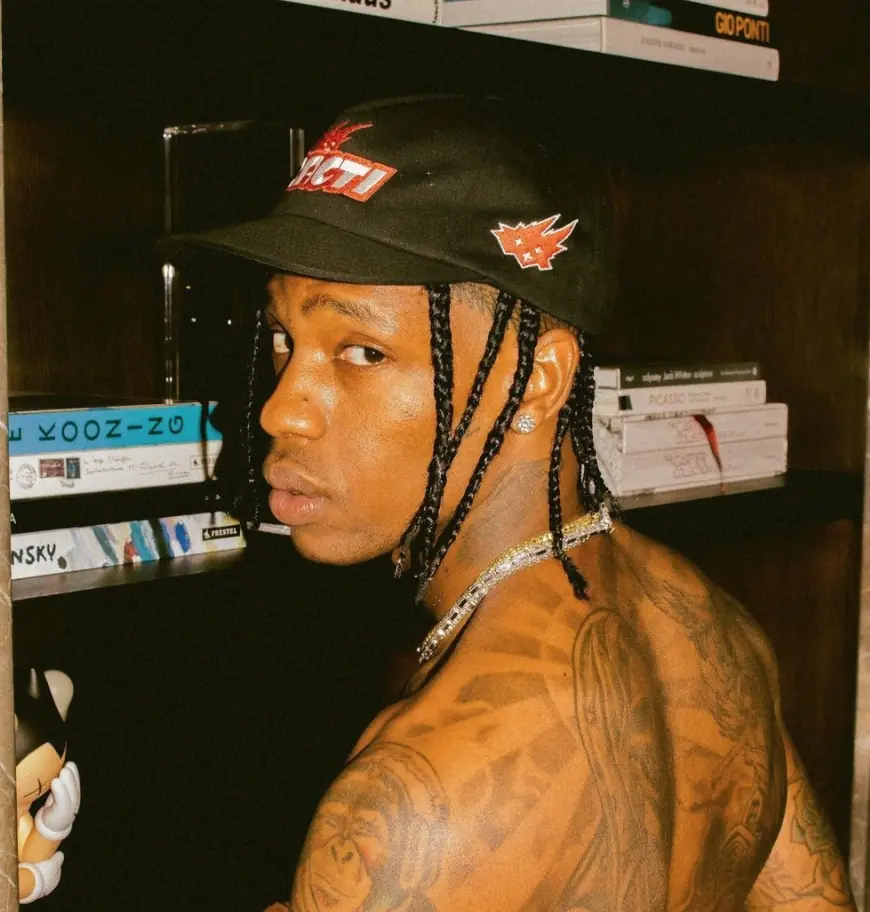 LA FLAME is back！收拾好玻璃心 Travis Scott 強勢回歸 IG，還帶來最新聯名消息⋯