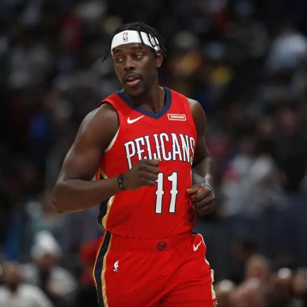 全力留住字母哥！公鹿從鵜鶘拿「假日哥」Jrue Holiday，豪砸 2 名球員加 3 枚首輪籤