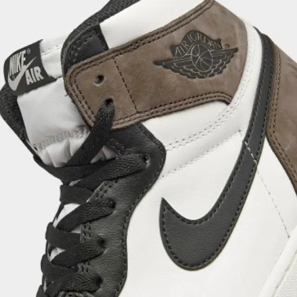 【波鞋抬轎】平民版 Travis Scott x Air Jordan 1 親上火線！編輯加碼爆料這雙「量超少」！｜ Ep.9