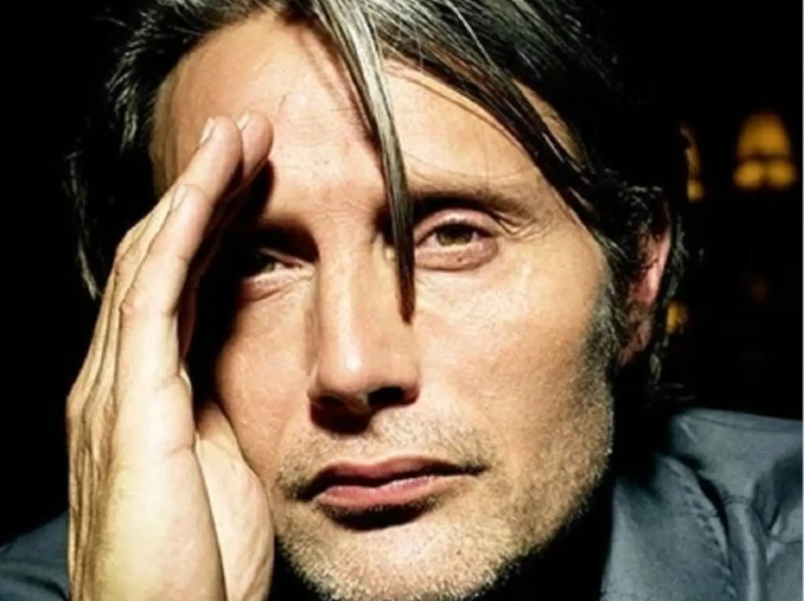 Mads Mikkelsen 首談接演《怪獸 3》葛林戴華德：「我必須先找到與強尼戴普的共通點！」