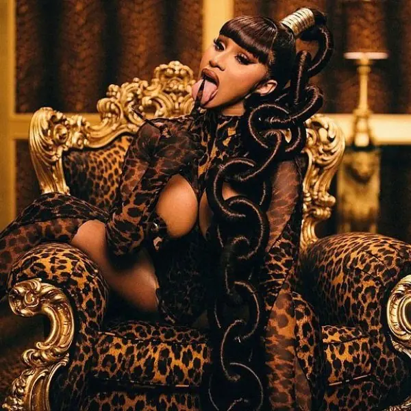 如果席琳狄翁來唱 Cardi B 超 18 禁歌曲〈WAP〉？鹹濕單曲一秒變聖潔笑翻網友！