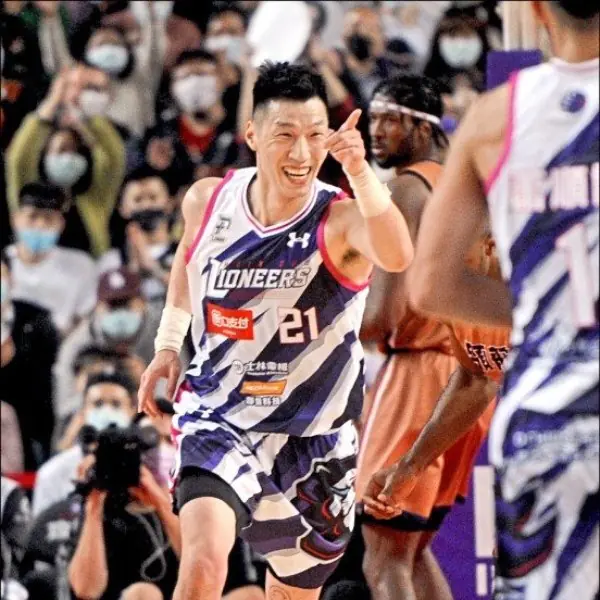 PLG／火藥味十足！張宗憲與成力煥 IG 發文互相嗆聲，吸引廣大球迷留言朝聖