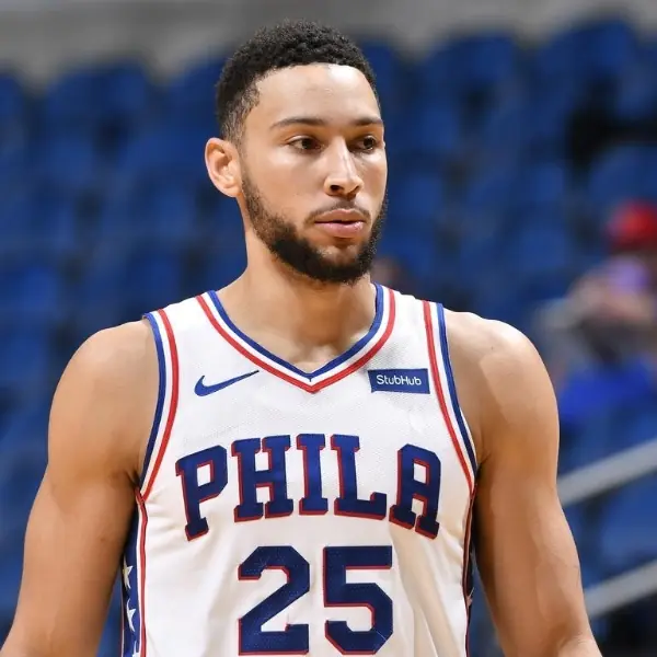 NBA／2021 新年第一射！Ben Simmons 底角瀟灑命中三分球，76 人隊友全員暴動陷入瘋狂