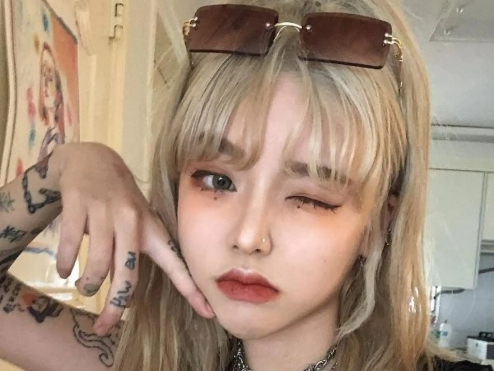 韓國「刺青潮妹」Hyori 街頭暗黑穿搭超有料！誰說耍辣才吸睛，這樣穿連饒舌歌手都被圈粉！